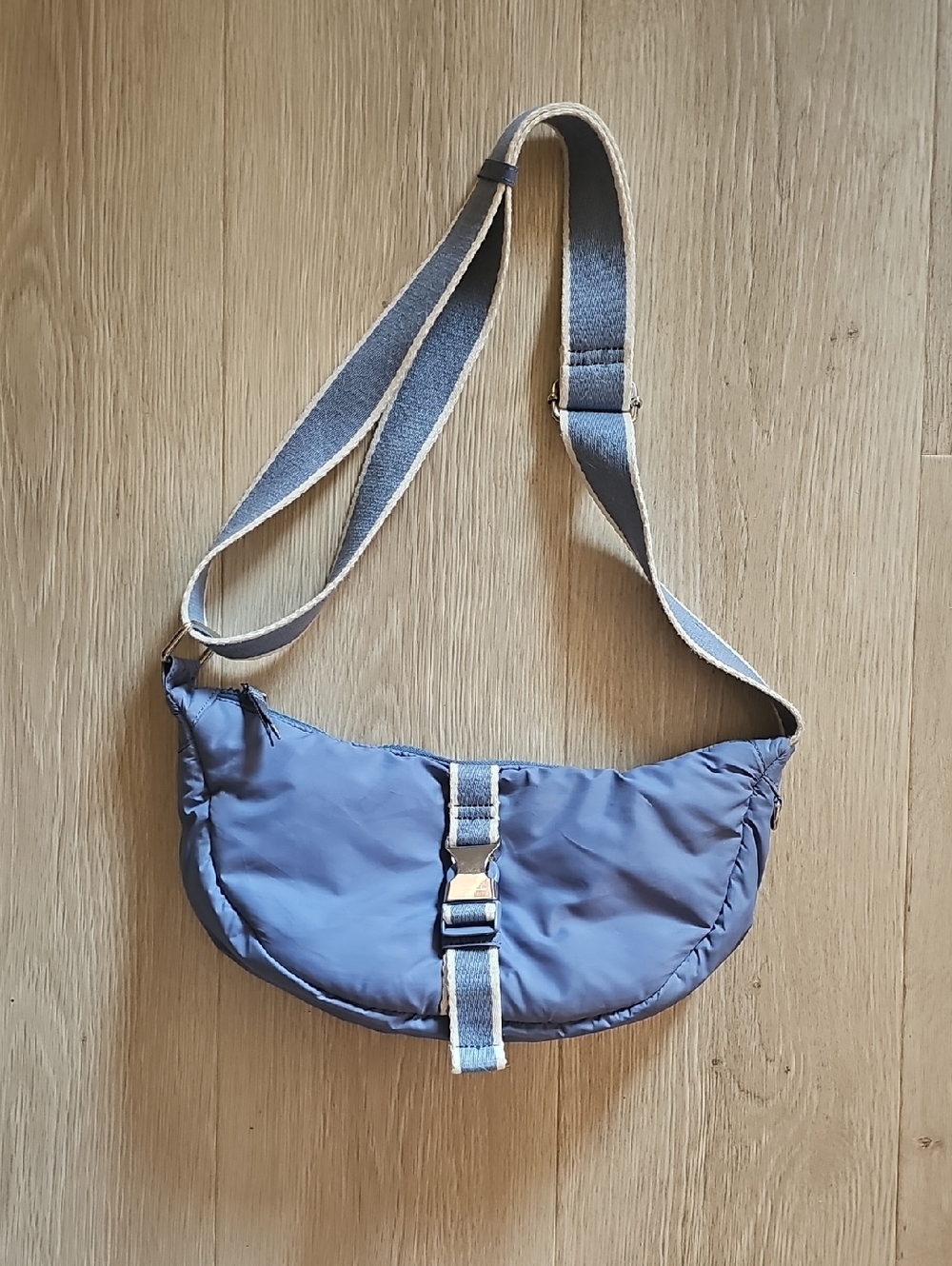 Sincerly Jules Crescent Crossbody Bag
